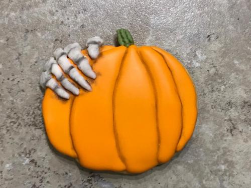 Skeleton pumpkin